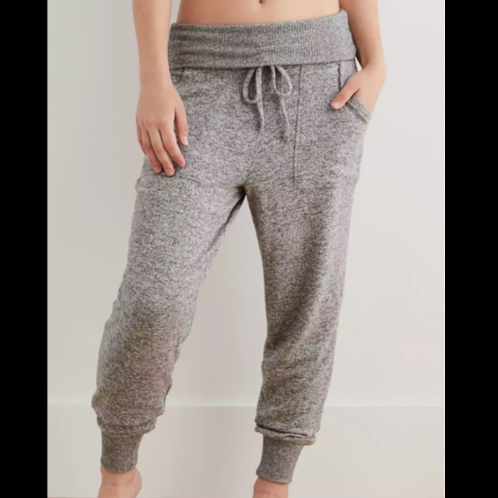 Aerie Gray Knit Joggers / Loungewear Size Small - Picture 1 of 4